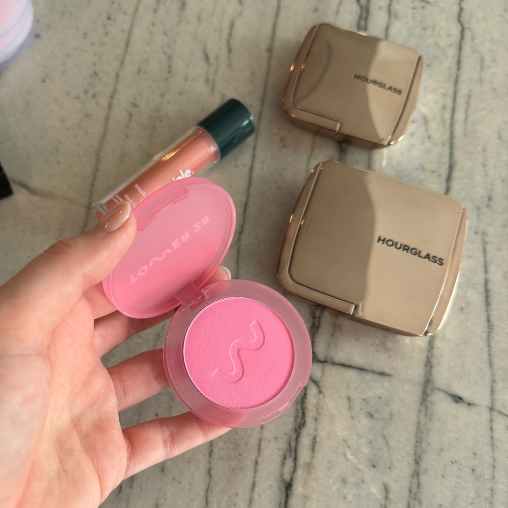 Makeup Bundle (8) - Picture 6 of 13